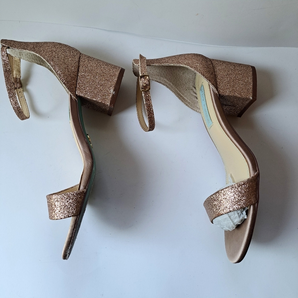 ☀️Betsey Johnson Mari Sandal  -  Color Champaign  - Sz 7.5 - Picture 9 of 14